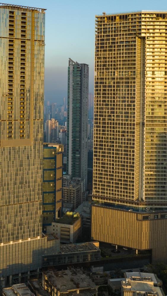Oberoi Three Sixty West